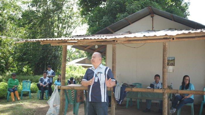 Manager SR PT Tirta Investama Aqua Airmadidi Imanuel Adoeng