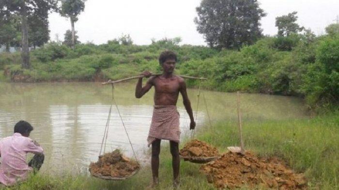 Kisah Shyam Lal, pria yang jadi pahlawan banyak orang, sediakan air bersih untuk warga Kampung di India. Gali mata air selama 27 tahun.