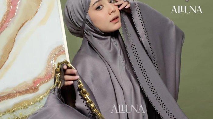 2. Mukena 2 in 1 Chain Series Aleena Mukena Silk Velvet Premium