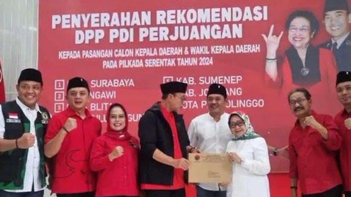 Mundjidah Wahab dan Sumrambah Menerima Surat Rekomendasi dari PDIP untuk maju sebagai Bakal Calon Pilkada (Bacakada) di Pilkada Jombang 2024.