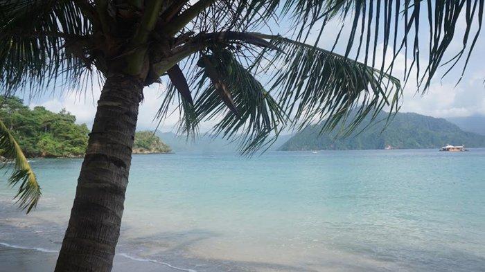 Pantai Mutiara di Kecamatan Watulimo yang menjadi salah satu daya tarik wisata di Kabupaten Trenggalek