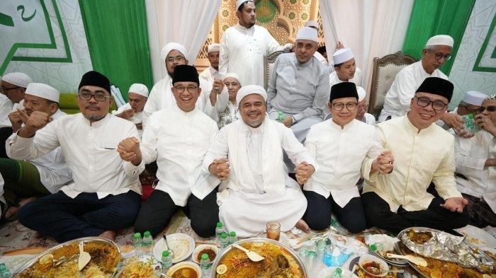 ANIES-CAK IMIN BERTEMU HRS: Pasangan bacapres-bacawapres Koalisi Perubahan, Anies Baswedan-Muhaimin Iskandar alias Cak Imin bertemu Habib Rizieq Sihab (HRS) dan Tokoh 212, pada Rabu (27/9/2023) malam. (Istimewa)