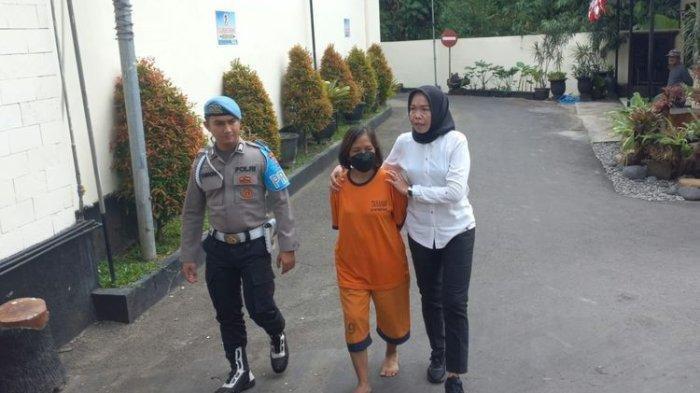 Berikut ini sosok Evi Wijayanti emak-emak yang palu kepala temannya hingga tewas cuma gegara  tak dipinjami uang.