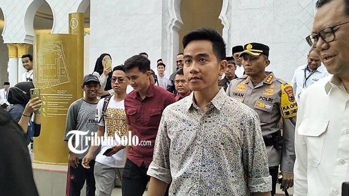 Cawapres Terpilih Gibran Rakabuming saat berada di Solo