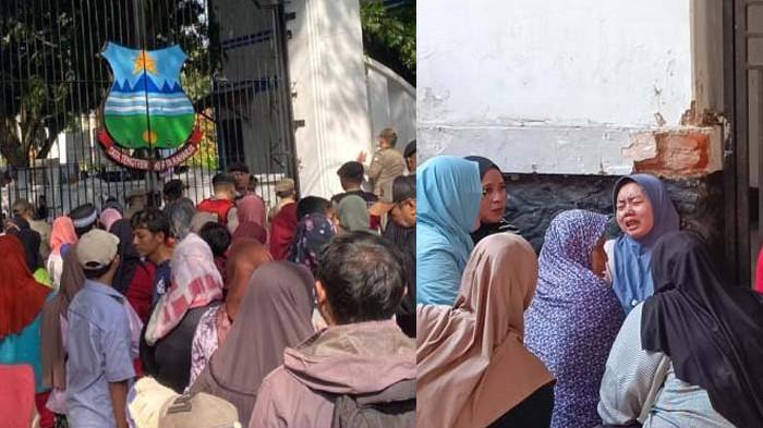 BERDESAK-DESAKAN - Warga mengantri di gerbang pendopo Garut menunggu gelaran makan gratis yang merupakan rangkaian kegiatan pernikahan Wakil Bupati Garut Putri Karlina dan Maula Akbar putra dari Gubernur Jawa Barat Dedi Mulyadi, Jumat (18/7/2025) siang, hingga tiga orang meninggal dunia