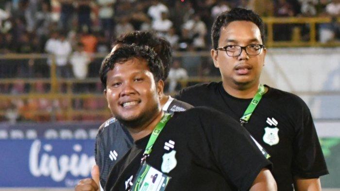 Tim Medis PSMS Medan, dr Sufi Sidabutar (kanan belakang) dan Yongki Ritonga (depan) dituduh menjadi biang kerok kerusuhan di laga menghadapi Persiraja