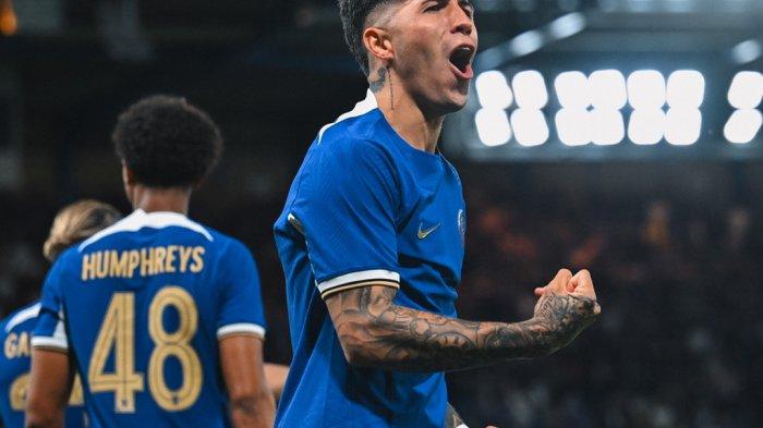 Enzo Fernandes bawa Chelsea menang atas Wimbledon di Carabao Cup 2023-2024