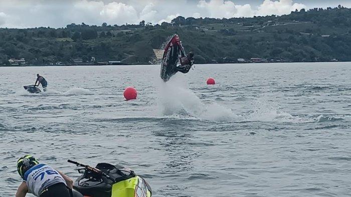 Event Aquabike Jetski yang berlangsung pada bulan November 2023 menyita banyak perhatian masyarakat sekitar. Event bertaraf internasional F1 H2O akan berlangsung pada bulan Maret di Toba.