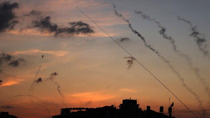 Roket Hamas yang Harganya Murah Bisa Menembus Kota Israel