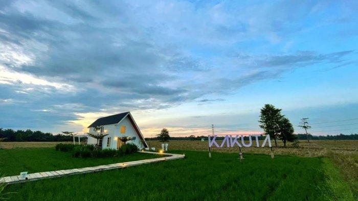 Kakuta merupakan lokasi wisata yang berada di Kelurahan Cengkeh Turi, Kecamatan Binjai Utara, Kota Binjai.