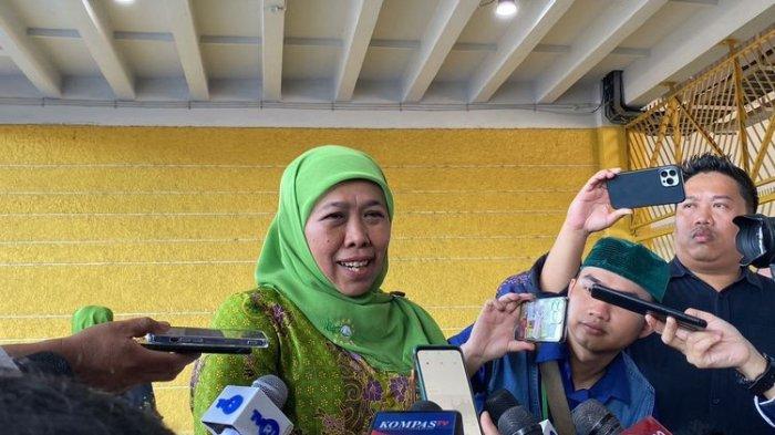 Khofifah Indar Parawansa memilih nonaktif dari jabatan Ketua Umum PP Muslimat NU selama masuk dalam Tim Kampanye Nasional (TKN) Prabowo-Gibran.
