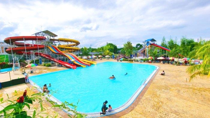 Kolam seluncuran, kolam olympic dan kolam anak yang terdapat di Waterland Tamora.