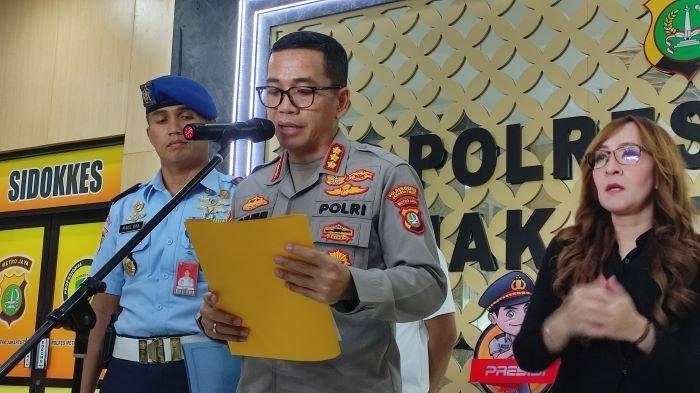 Kapolres Metro Jakarta Timur Kombes Leonardus Simarmata