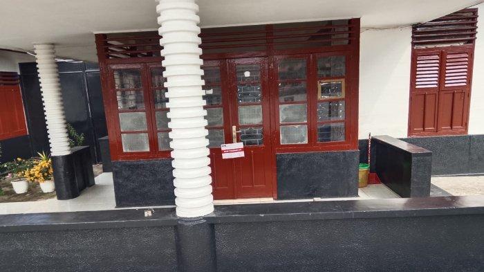 Komisi Pemberantasan Korupsi (KPK) gelar kegiatan Operasi Tangkap tangan (OTT) di Wilayah Sumatera Utara, Jumat (27/6/2025). Salah satu bangunkantor kontruksi di Padang Sidimpuan turut disegel KPK.