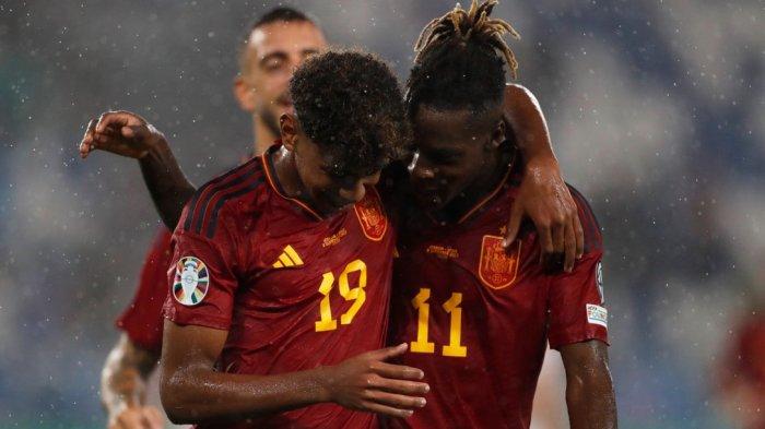 Lamine Yamal kini tercatat sebagai pemain paling muda yang pernah menjalani debut untuk Spanyol.
