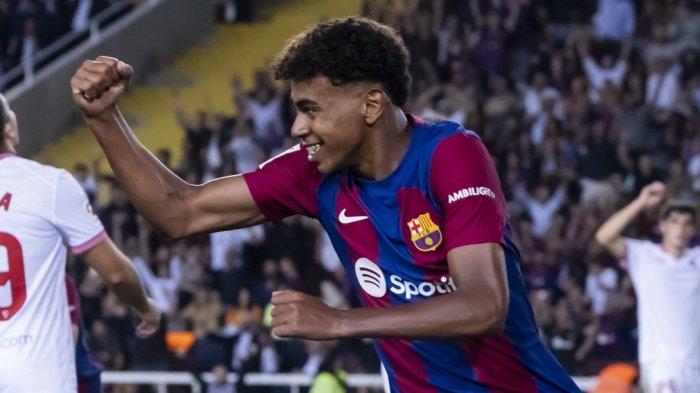 Pemain muda Barcelona Lamine Yamal