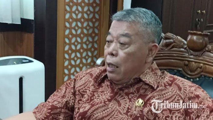 HILANG - Mantan Ketua DPRD Jawa Timur Kusnadi dilaporkan hilang oleh keluarganya. Sempat dijemput 3 orang.