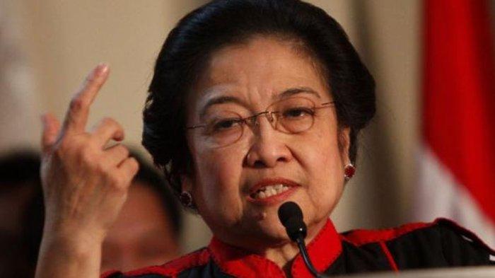 TUNDA RETRET - Megawati Soekarnoputri . Megawati instruksikan kader PDI-P untuk menunda partisipasi dalam orientasi atau retret di Akademi Militer, Magelang, pada Jumat (21/2/2025).