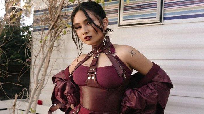 Membagakan Indonesia! Intip Gaya Niki Zefanya Tampil Perdana di Coachella 2022