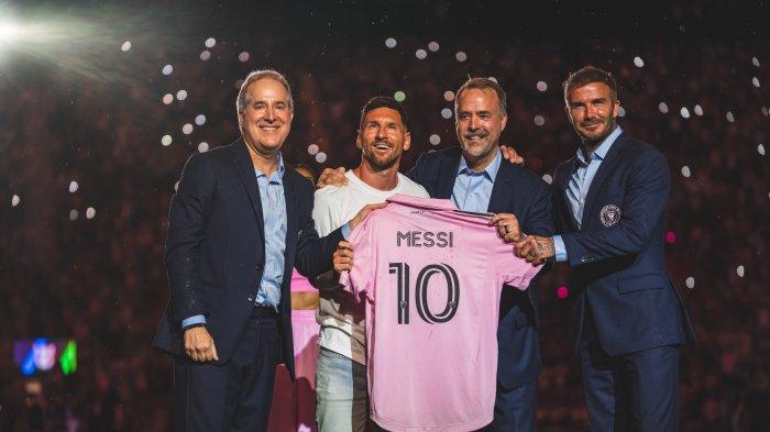 Lionel Messi diperkenalkan Inter Miami sebagai pemain barunya, Minggu (16/7/2023)