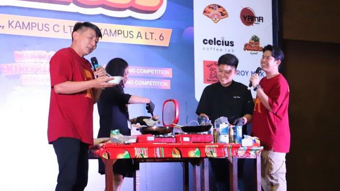Berbeda dari tahun-tahun sebelumnya, Entrepreneur’s Day kali ini diselenggarakan bersama Singing Competition, Eating Competition, dan beragam worskhop Mikroskil e-Xploration selama dua hari, dimulai dari tanggal 21 Juni 2024 sampai 22 Juni 2024 lalu.