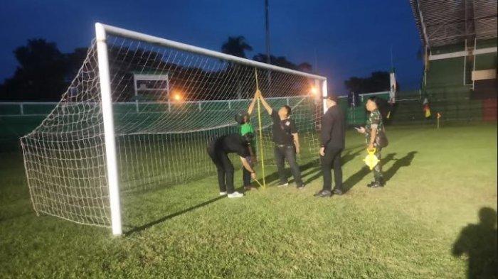 PT Liga Indonesia Baru (LIB) melalui perwakilannya, Galih melakukan Peninjauan Kesiapan Stadion Teladan Kota Medan jelang Kompetisi Liga 2 2023-2024, Rabu (30/8/2023) malam.