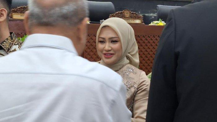 KETUA DPRD SUMUT - Pelantikan Pengangkatan dan Pengucapan Sumpah Janji Erni Ariyanti sebagai Ketua DPRD Sumut berlangsung di gedung DPRD Sumut, dipimpin Wakil Ketua Pengadilan Medan, Krosbin Lumbangaol yang berlangsung pada, Jumat (31/1/2025). Anugrah Nasution.