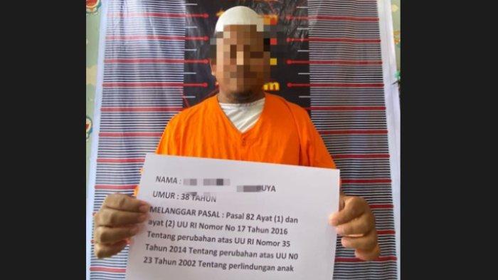 Pemilik ponpes sekaligus pelaku pelecehan atau pencabulan berinisial K (38) saat diamankan Unit PPA Sat Reskrim Polres Langkat pada, Selasa (17/10/2023).