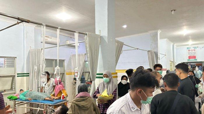Penampakan warga pingsan, mual dan muntah diduga akibat keracunan gas dari PT Sorik Marapi Geothermal Power (SMGP), Kamis (22/2/2024).