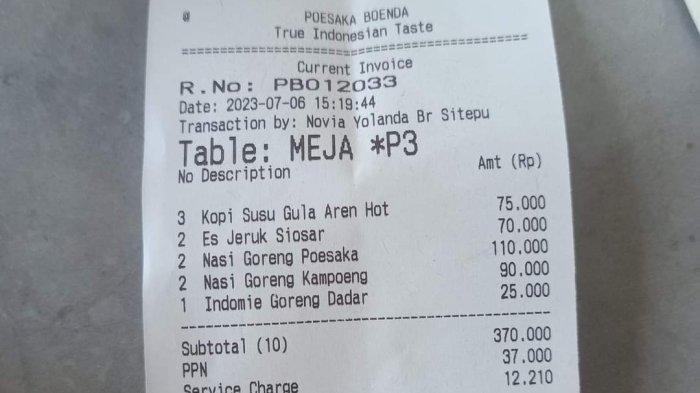 Postingan struk pengujung setelah makan di salah satu cafe di kawasan Siosar, Kabupaten Karo.