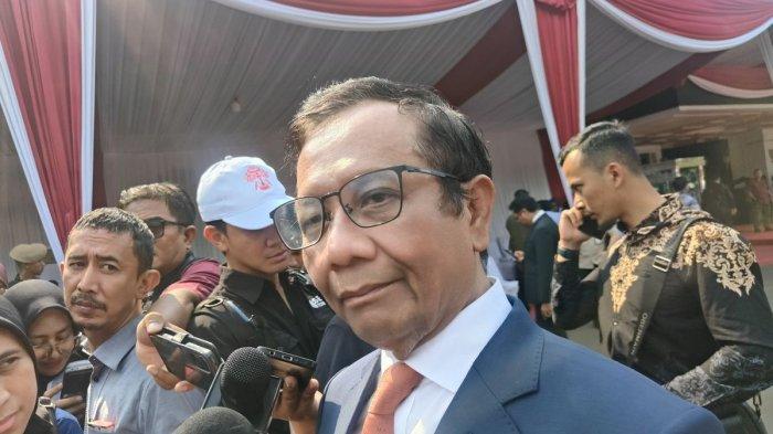 Mantan Menteri Pertahanan era Presiden Gus Dur, Mahfud MD ditemui di Gedung Kementerian Pertahanan, Jakarta, Selasa (22/10/2024).