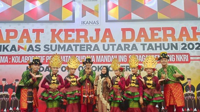 Rakerda IKANAS Sumut ini mengangkat tema 'Kolaboratif Penguatan Budaya Mandailing sebagai Benteng NKRI'. Kegiatan ini diikuti Pengurus DPD IKANAS Sumut dan DPC IKANAS Kabupaten/Kota se Sumut. Pelaksanaan Rakerda digelar dua hari, dari Sabtu (7/10/2023) hingga Minggu (8/10/2023).