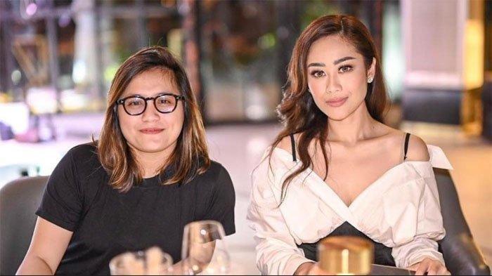Safa Attamimi COO PT Capella Swastika Karya bersama dengan Poppy Capella. (Instagram @safa.attamimi)