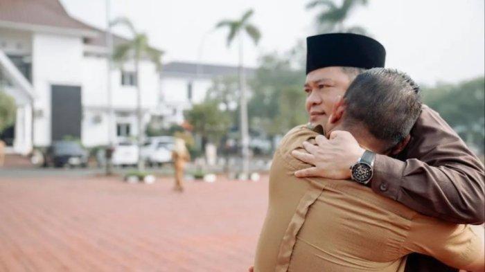 Maju sebagai bakal calon bupati Karawang di Pilkada 2024, Sekretaris Daerah Kabupaten Karawang Acep Jamhuri resmi mundur sebagai Aparatur Sipil Negara (ASN) per 1 Juni 2024.