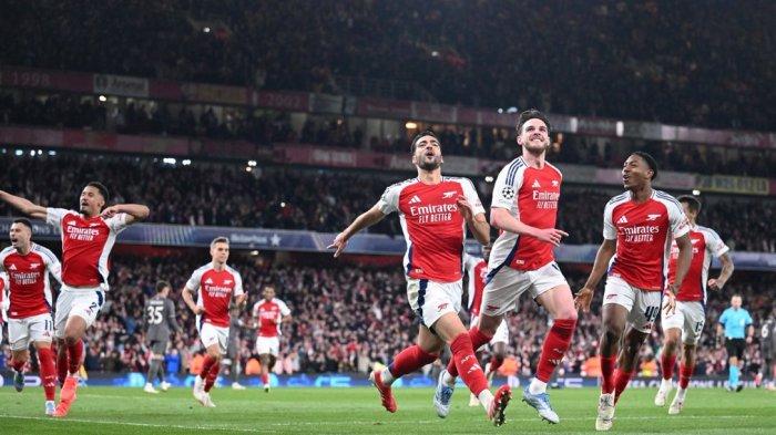 MENANG TELAK - Pemain Arsenal selebrasi usai cetak gol ke gawang Real Madrid. Arsenal berhasil menang telak 3-0 atas Real Madrid pada leg pertama 8 besar Liga Champions 2024-2025.