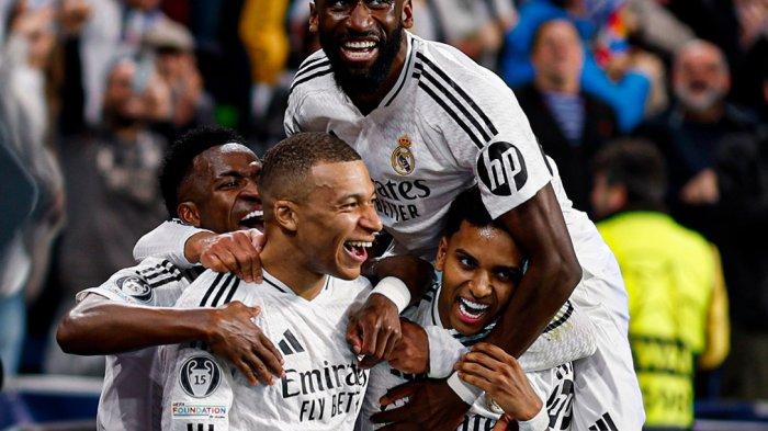 SELEBRASI KEMENANGAN - Pemain Real Madrid, Kylian Mbappe, Rudiger hingga Jude Bellingham selebrasi usai mencetak gol ke gawang Manchester City pada leg kedua play-off Liga Champions 2024-2025, Kamis (20/2/2025) dini hari WIB.