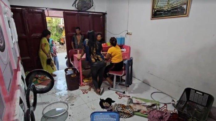 Suasana jasa pencucian pakaian seusai jadi sasaran penjarahan di Kelurahan Belawan Satu, Kecamatan Medan Belawan, Kota Medan diperkirakan Minggu (30/6/2024) kemarin.