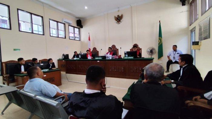 Suasana sidang pembacaan putusan atau vonis eks Bupati Langkat, Terbit Rencana Peranginangin di PN Stabat, Kabupaten Langkat, dalam kasus Tindak Pidana Perdangan Orang (TPPO), Senin (8/7/2024).