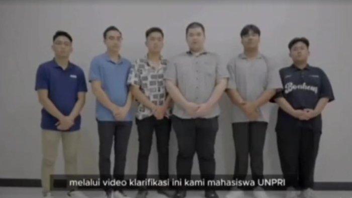 Tampang keenam mahasiswa Unpri memberikan klarifikasi soal adanya dua mayat di lantai 9.