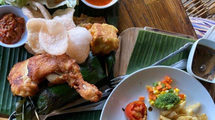 Beragam kuliner yang bisa dinikmati di Kapal Bambu Restaurant and Bar