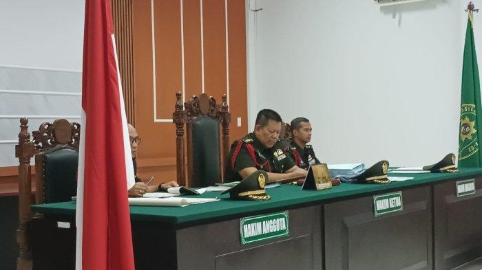 Majelis hakim yang diketuai Letkol Chk Djunaedi, Iskandar, SH, menghukum terdakwa dengan pidana penjara selama 1 tahun 6 bulan karena terbukti melakukan penganiayaan yang menyebabkan mati.