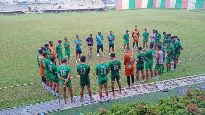 Tim PSMS Medan saat melakukan Latihan Rutin di Stadion Mini Dispora Sumut, beberapa waktu lalu.