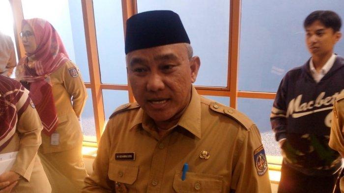 Wali Kota Depok Mohammad Idris ketika dijumpai wartawan, Selasa (6/8/2019).
Artikel ini telah tayang di TribunJakarta.com dengan judul Wali Kota Depok Harap Lagu Hati-hati yang Dinyanyikannya Diputar di Lampu Merah Akhir Agustus 2019, https://jakarta.tribunnews.com/2019/08/06/wali-kota-depok-harap-lagu-hati-hati-yang-dinyanyikannya-diputar-di-lampu-merah-akhir-agustus-2019.
Penulis: Dwi Putra Kesuma | Editor: Muhammad Zulfikar