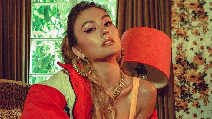 Diva Agnez Mo