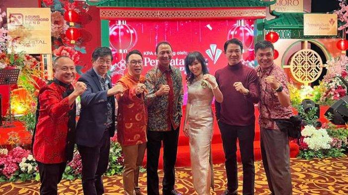 Podomoro City Deli Medan menggandeng Permata Bank mengadakan acara Gebyar Cap Go Meh di Jalan Putri Hijau, Jumat (23/2/2024). Dalam kegiatan ini para nasabah Permata Bank Priority bisa memanfaatkan subsidi PPN DTP 100 persen secara maksimal.