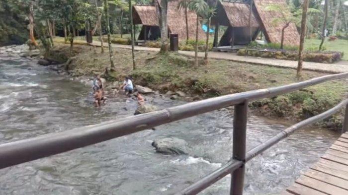 JUMA Lau Resort berada di Dusun III Tangguren, Desa Rumah Kinangkung, Sibolangit, Sumatera Utara.