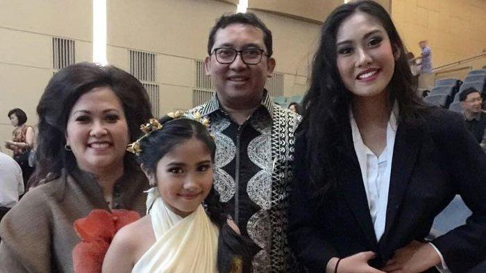 Fadli Zone bersama keluarga