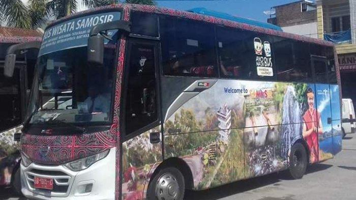 Bus Wisata Samosir yang diluncurkan Rapidin Simbolon