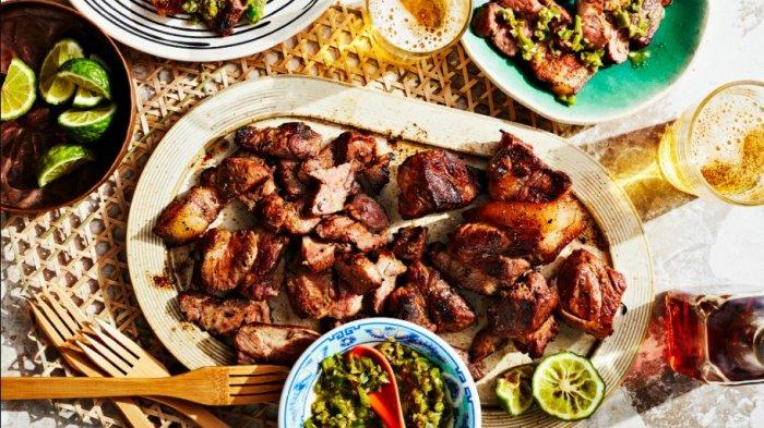 Babi Panggang Karo, Makanan Khas Karo