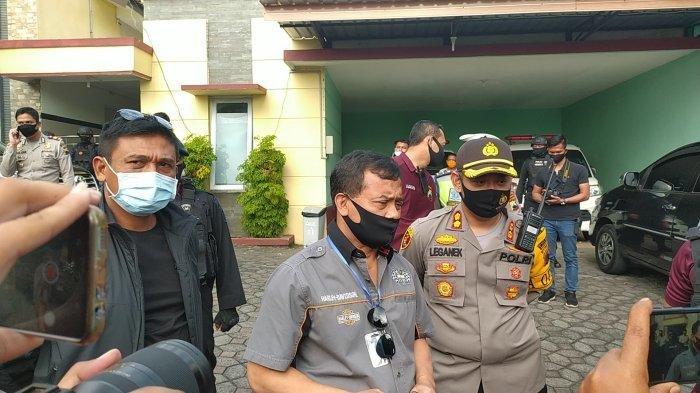 Kapolda Jateng, Irjen Pol Ahmad Luthfi seusai melihat kondisi anggota Polres Karanganyar di rumah sakit, Minggu (21/6/2020).